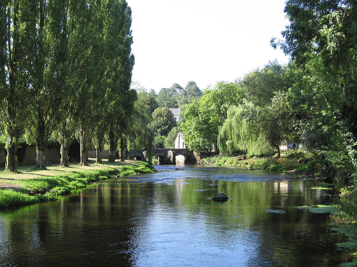 Berges du Scorff, à proximité de Guidel