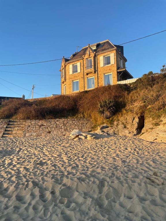 Villa moderne avec vue mer à Ploemeur